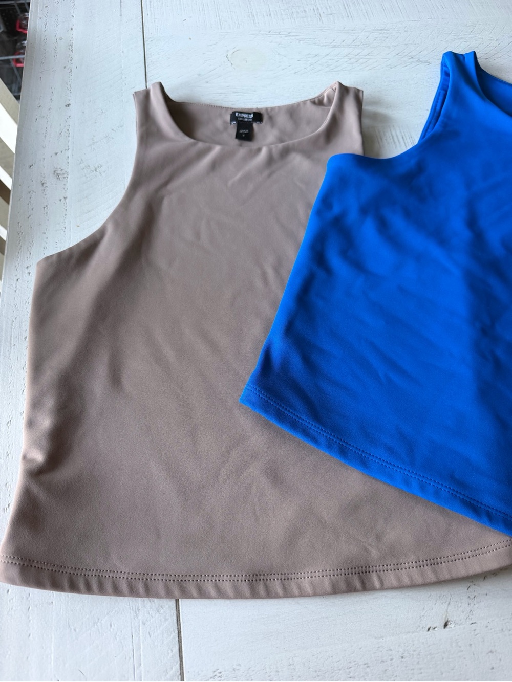 Express body contour Women's Sleeveless Tank Top in Taupe and Royal Blue Small